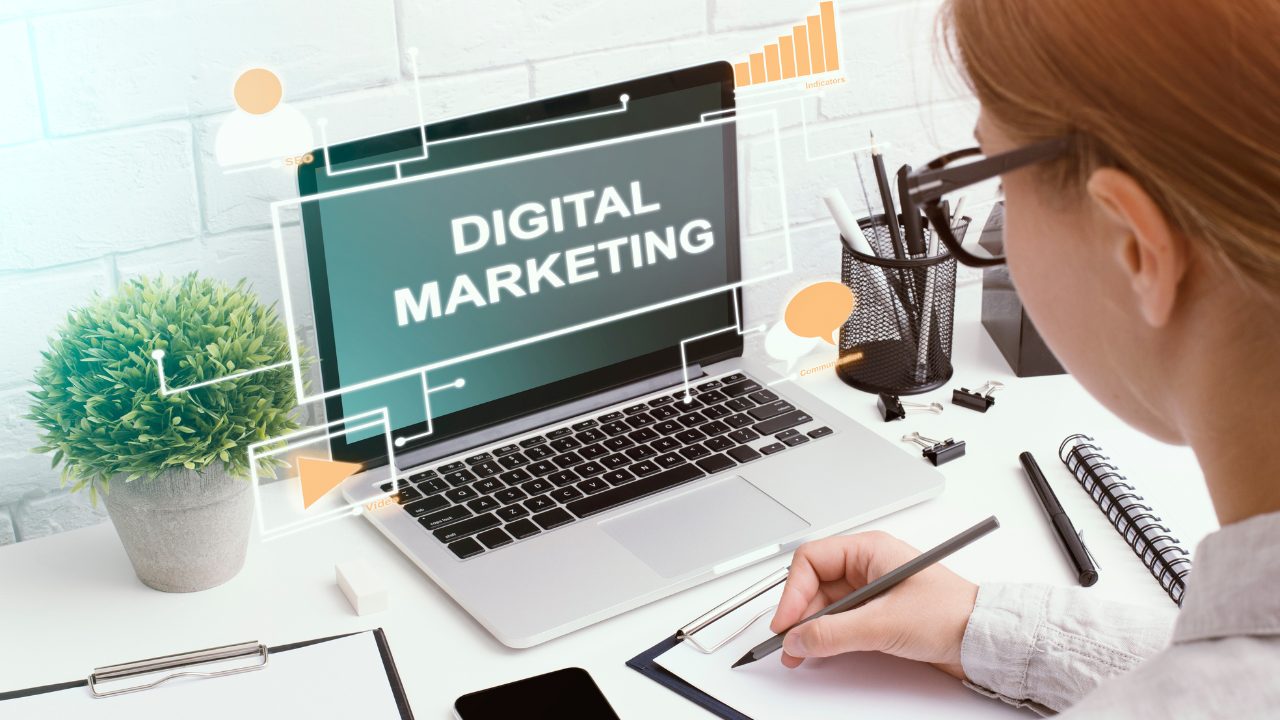 digital marketing specialist adalah